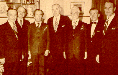 Senator Yuzyk receives a souvenir after addressing the Lithuanian group in Ottawa at the National Library in 1975.